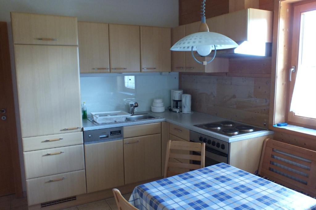 Haus Schneeflocke Apartment Lech am Arlberg Cameră foto